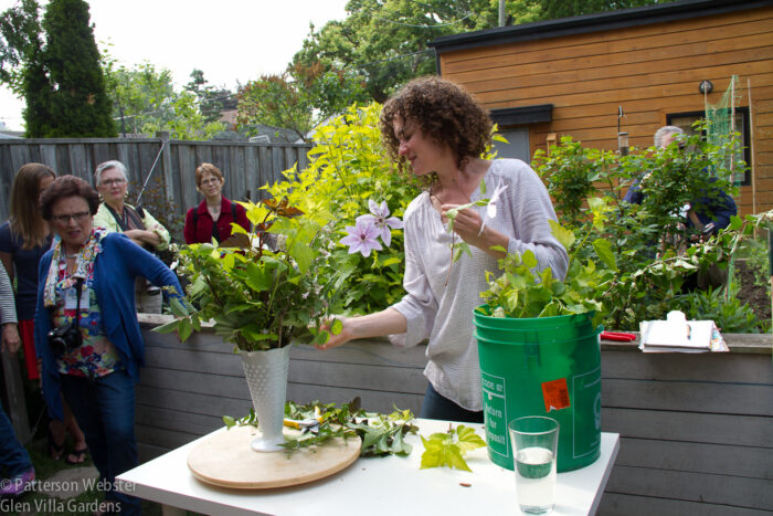 Sarah Nixon demonstrates how she uses locally grown flowers in a casual arrangment. Sarah Nixon demonstrates how she uses locally grown flowers in a casual arrangment.