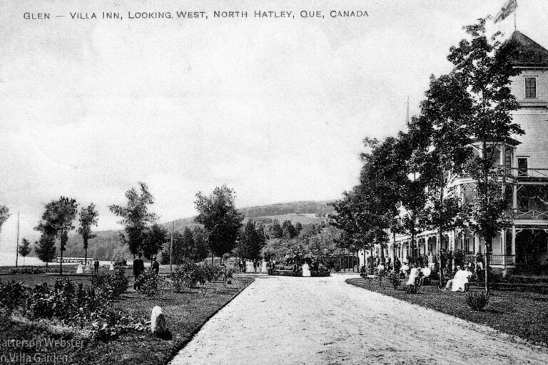 The drive ran in front of the hotel, barely visible on the far right of this old postcard. The drive ran in front of the hotel, barely visible on the far right of this old postcard.