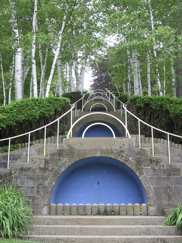 This photo shows the Blue Steps as they appeared in 2007.  